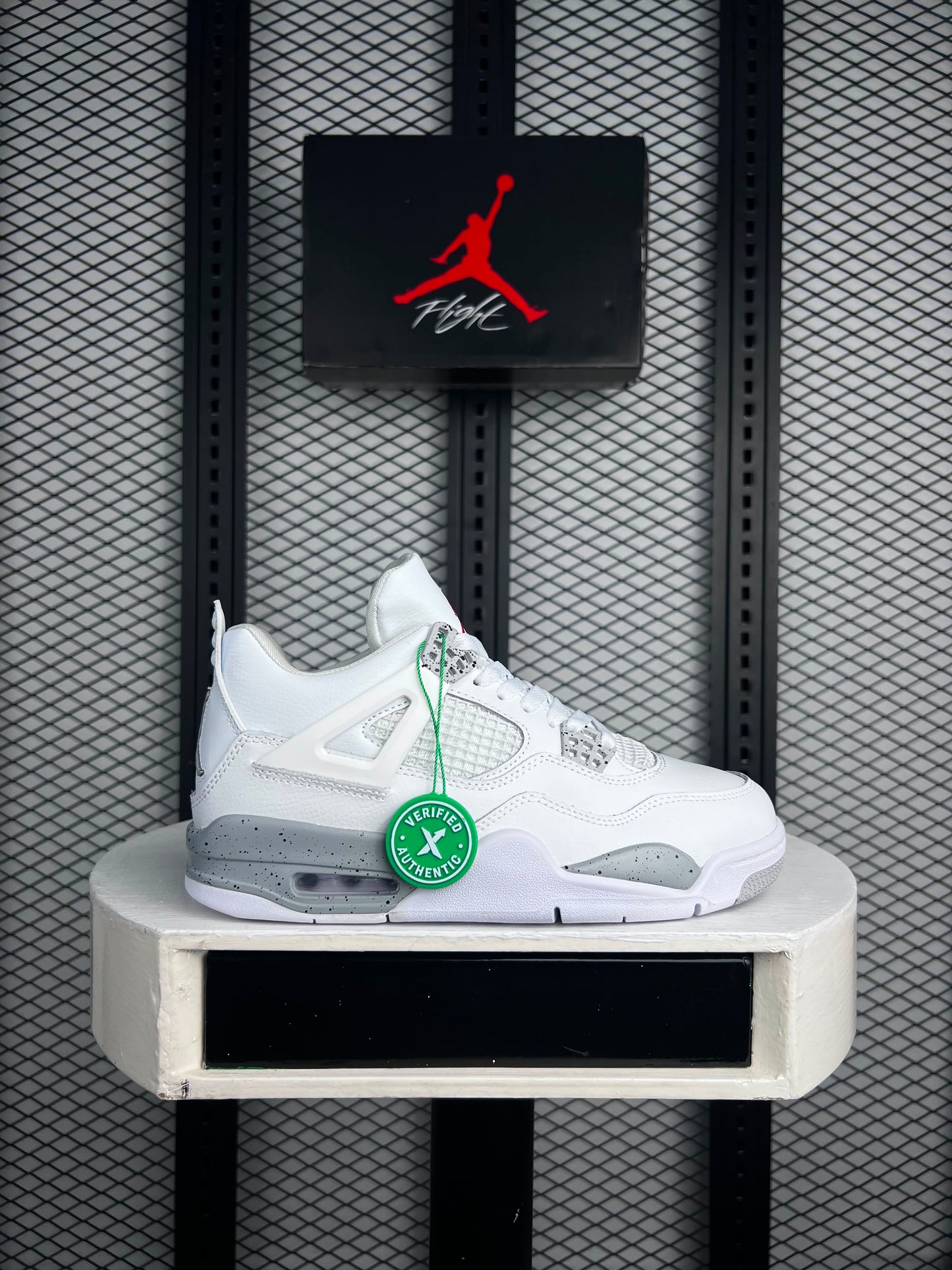 Air Jrdan 4 - White Oreo